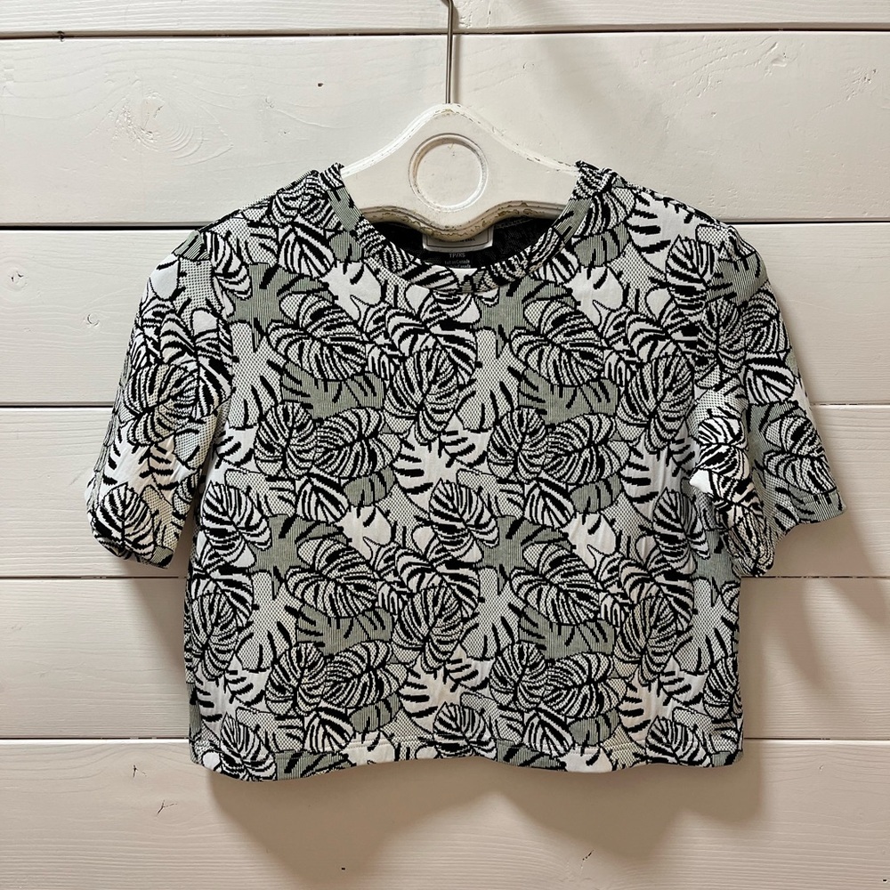 MARIGOLD Black, Ivory & Sage Knit Crop Top – XS | Designer Québec